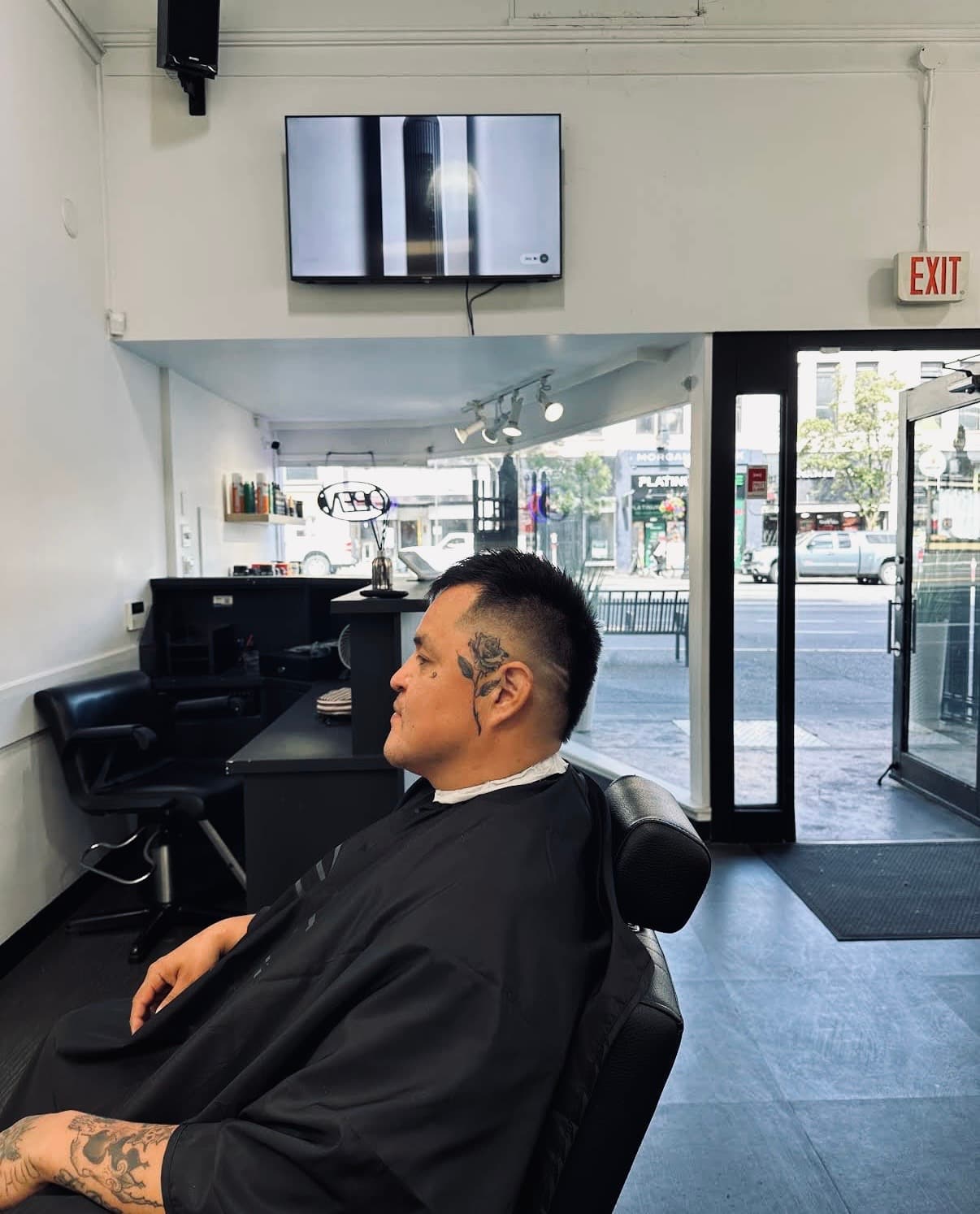 Sharp hairline line-up at Glasscut Barbershop